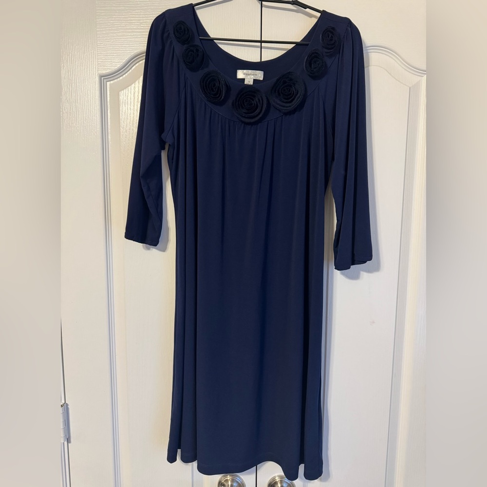 Elegant Navy Blue Dress with Floral Accents